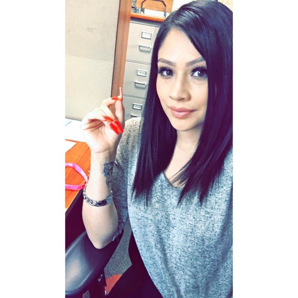 Meet your Posher, Esmeralda - Picture 1 of 1